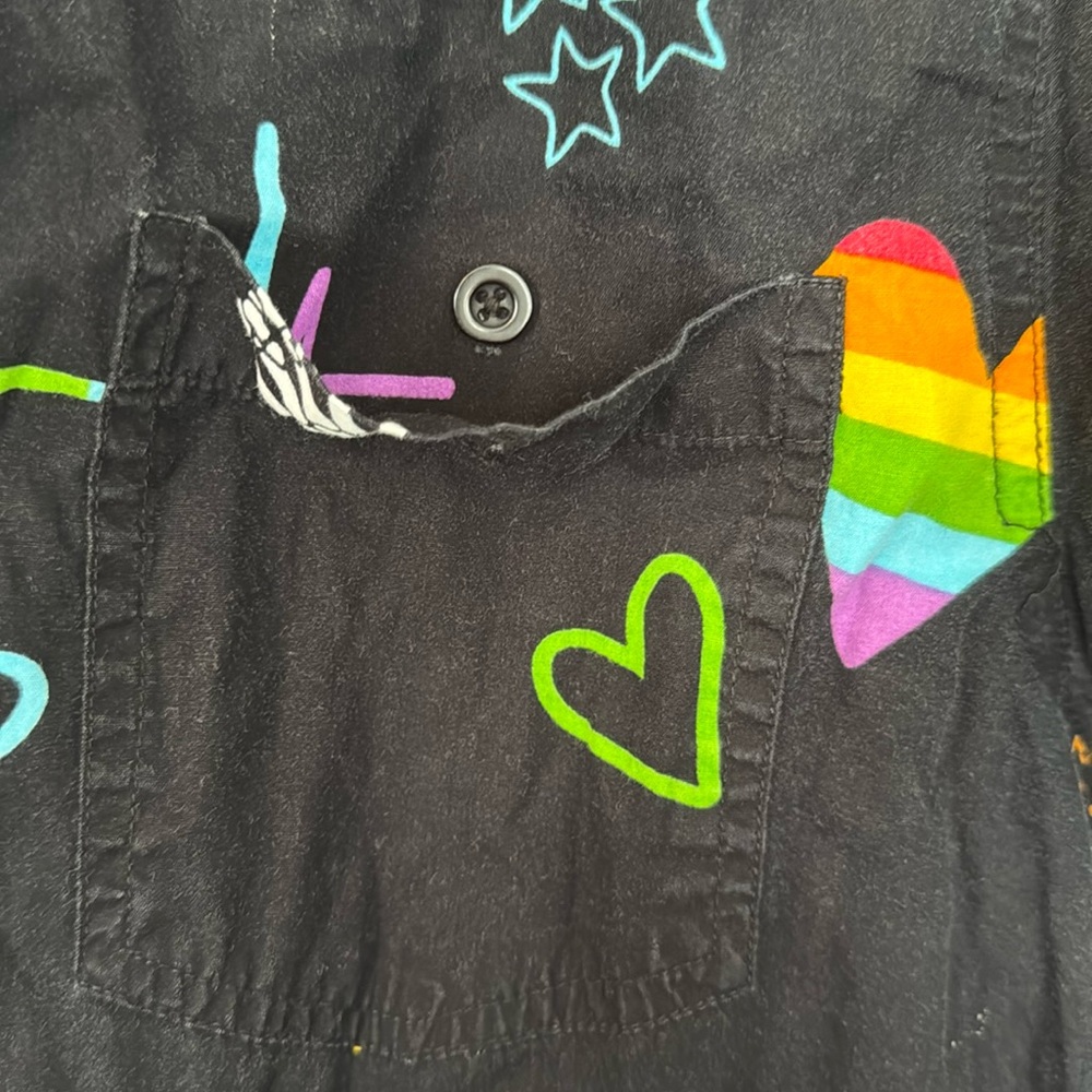 Black and Rainbow Button-Up Medium - Picture 5 of 8